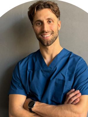 NICOLO’ FERRARI - Country Club